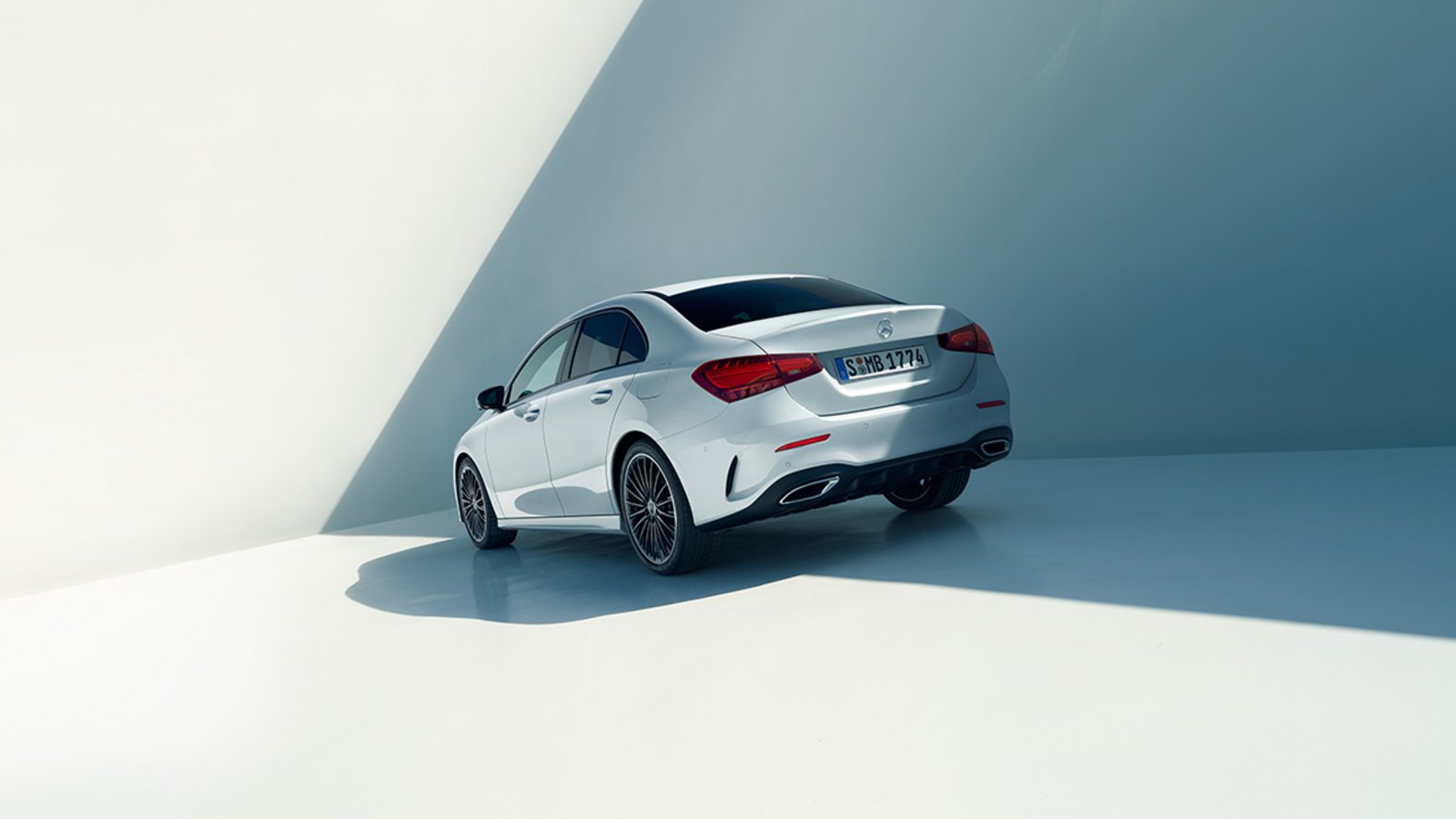 Mercedes-Benz A-Klasse Limousine 2023 Exterieur